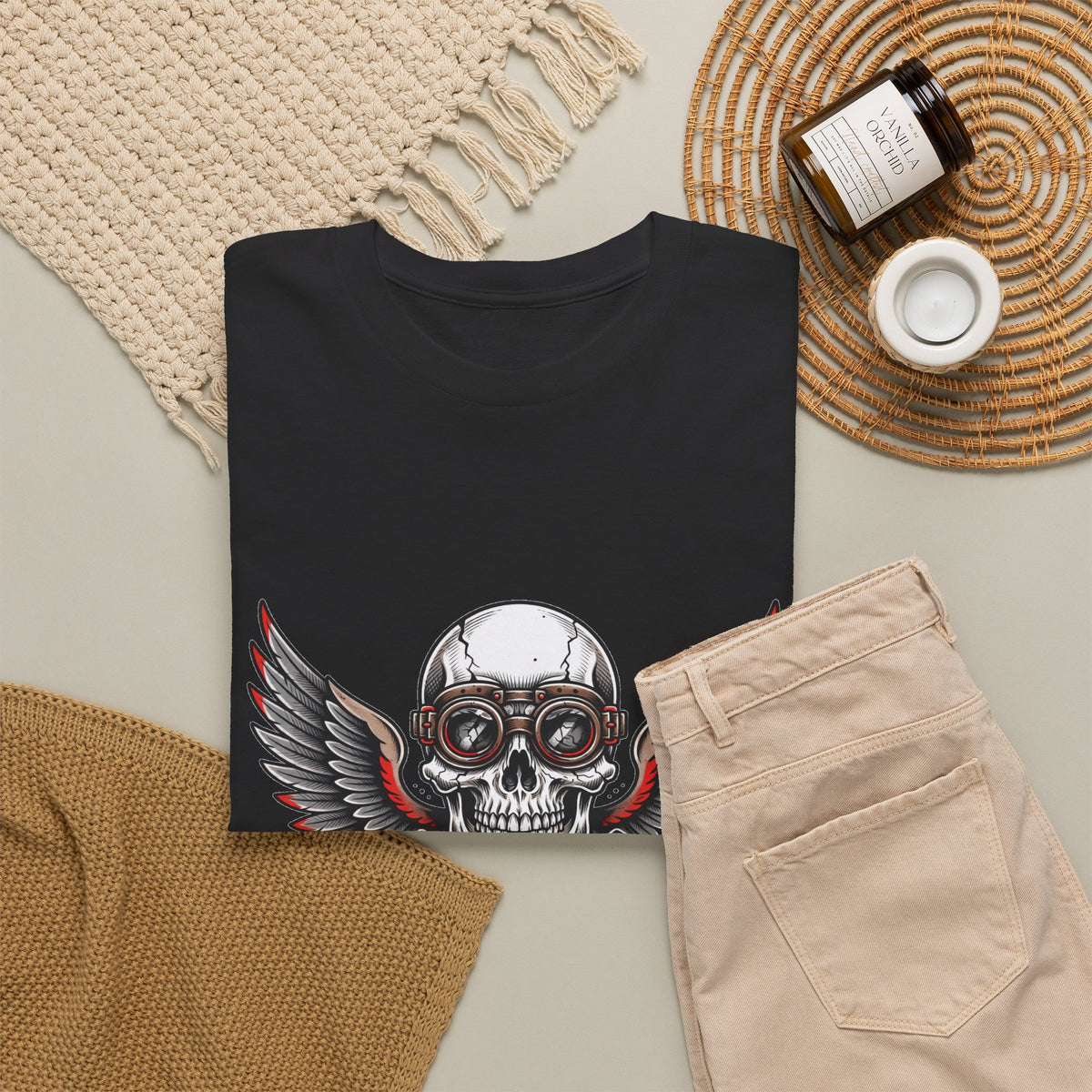 Dirt Don't Hurt Skull Pistons T-Shirt